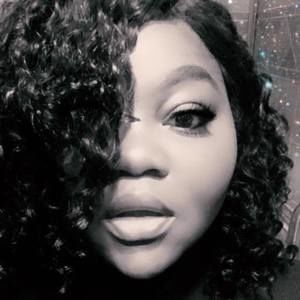 Meet your Posher, Juanita